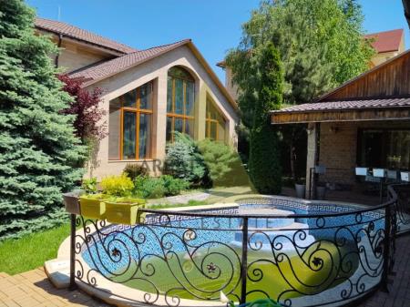 Фото Отдельный дом, 9 комн, 399м²