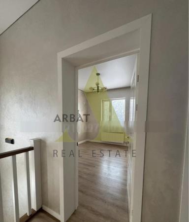 Фото Дом, 4 комн, 200м²