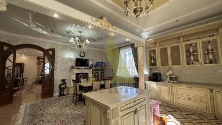 Фото Отдельный дом, 8 комн, 568м²