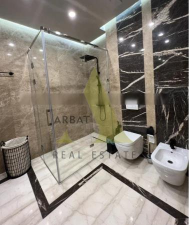 Фото Квартира, 7 комн, 370 м², 4 эт.