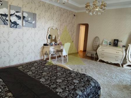 Фото Отдельный дом, 9 комн, 399м²