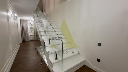 Фото Отдельный дом, 6 комн, 460.4м²
