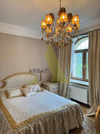 Фото Отдельный дом, 10 комн, 1000м²