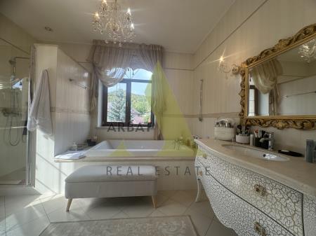 Фото Отдельный дом, 5 комн, 500м²