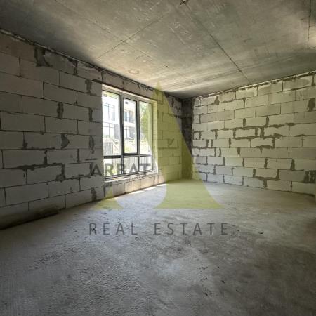Фото Отдельный дом, 4 комн, 275000000м²