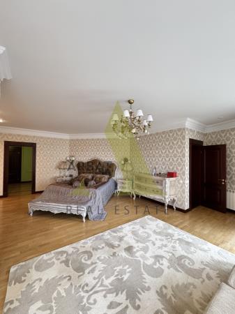 Фото Отдельный дом, 10 комн, 1000м²