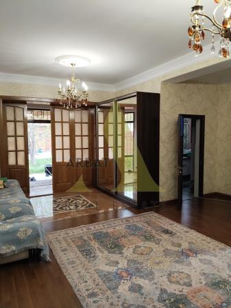 Фото Отдельный дом, 6 комн, 285м²