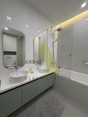 Фото Квартира, 4 комн, 162 м²