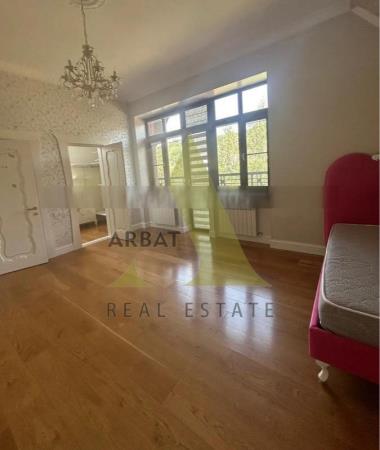 Фото Отдельный дом, 8 комн, 435м²