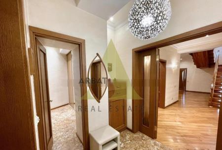 Фото Отдельный дом, 5 комн, 223м²