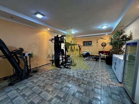 Фото Отдельный дом, 7 комн, 842м²