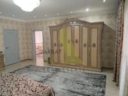 Фото Отдельный дом, 7 комн, 300м²