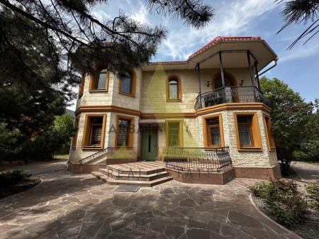 Фото Отдельный дом, 8 комн, 454м²