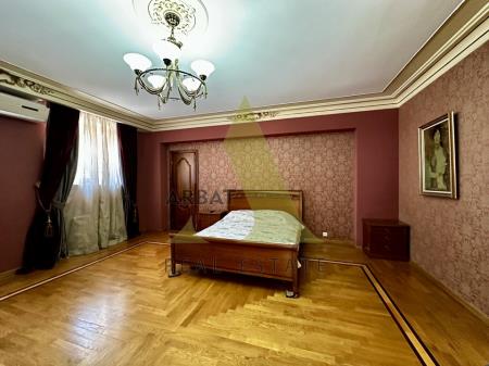 Фото Отдельный дом, 7 комн, 842м²