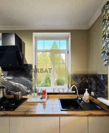 Фото Отдельный дом, 8 комн, 300м²