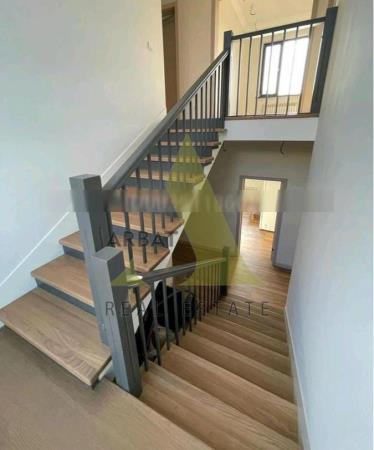 Фото Отдельный дом, 6 комн, 192м²