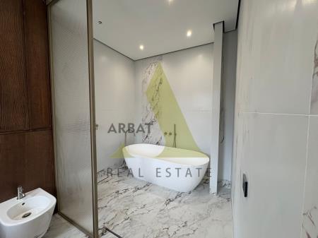 Фото Отдельный дом, 10 комн, 750м²