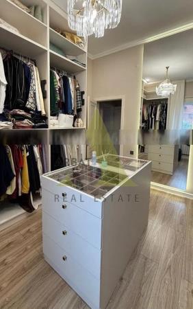 Фото Отдельный дом, 8 комн, 366.7м²