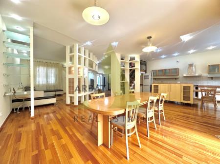Фото Отдельный дом, 5 комн, 365м²