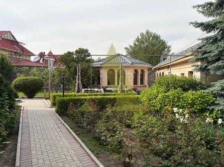 Фото Отдельный дом, 7 комн, 400м²