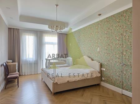 Фото Квартира, 5 комн, 220 м², 4/10 эт., 2022 г.п.
