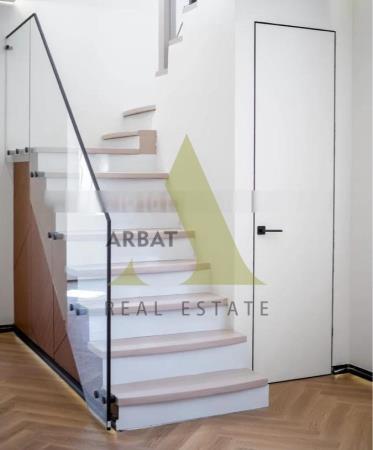 Фото Отдельный дом, 7 комн, 300м²