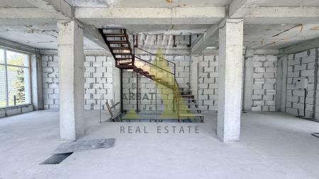 Фото Отдельный дом, 5 комн, 275м²