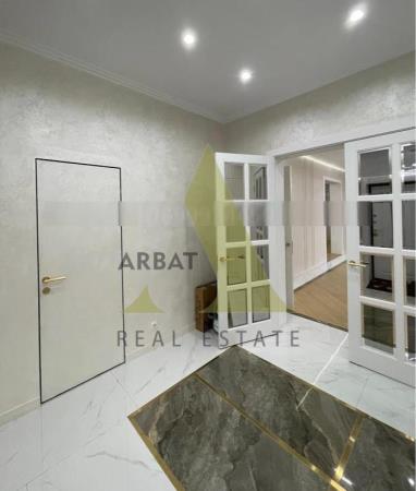 Фото Отдельный дом, 4 комн, 200м²