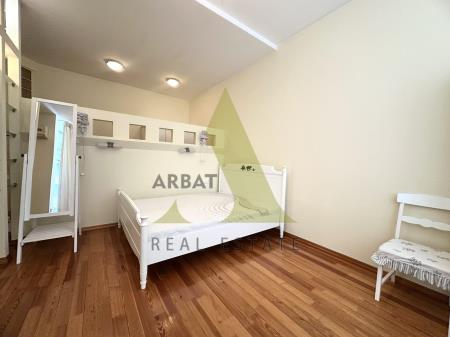 Фото Отдельный дом, 5 комн, 365м²