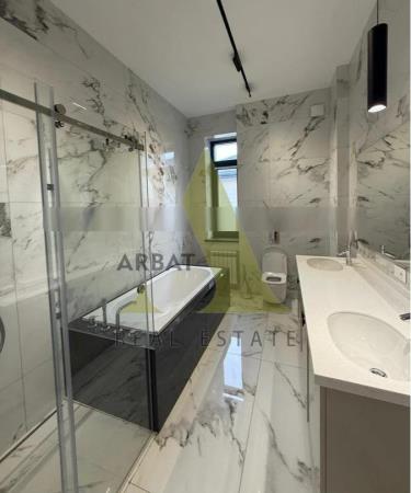 Фото Отдельный дом, 6 комн, 450м²