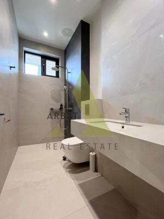 Фото Отдельный дом, 8 комн, 350м²