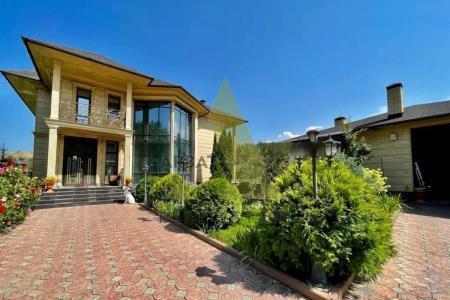 Фото Отдельный дом, 9 комн, 650м²