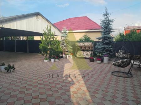 Фото Отдельный дом, 7 комн, 300м²