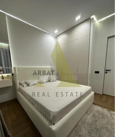 Фото Квартира, 3 комн, 70 м², 8/33 эт.
