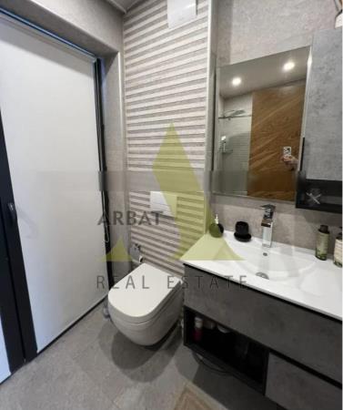 Фото Квартира, 7 комн, 370 м², 4 эт.