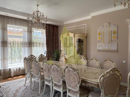 Фото Отдельный дом, 7 комн, 400м²
