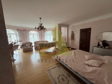 Фото Отдельный дом, 10 комн, 1000м²