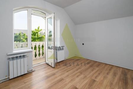 Фото Отдельный дом, 7 комн, 300м²