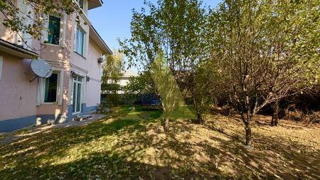 Фото Отдельный дом, 5 комн, 370м²