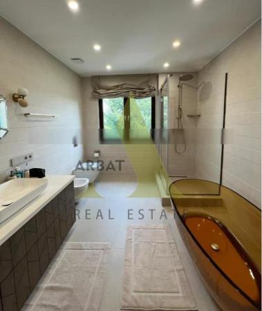 Фото Часть дома, 6 комн, 420м²