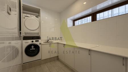 Фото Отдельный дом, 6 комн, 365.9м²
