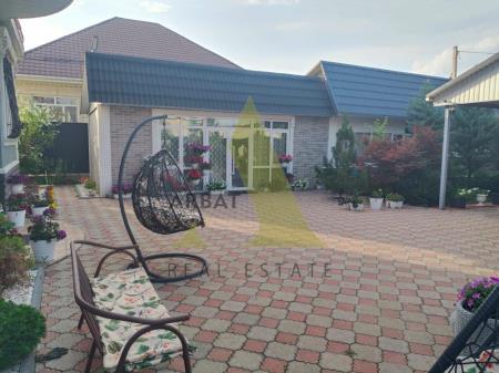 Фото Отдельный дом, 7 комн, 300м²