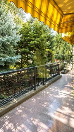 Фото Отдельный дом, 8 комн, 1320м²