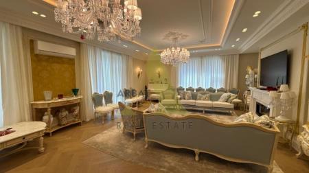 Фото Квартира, 6 комн, 425 м², 3/3 эт., 2022 г.п.