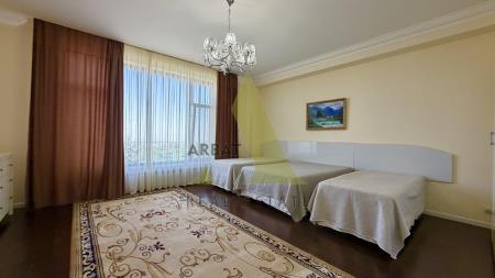 Фото Отдельный дом, 7 комн, 751.4м²