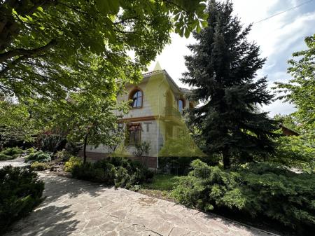 Фото Отдельный дом, 8 комн, 454м²