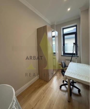 Фото Отдельный дом, 6 комн, 450м²