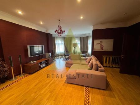 Фото Отдельный дом, 10 комн, 1000м²