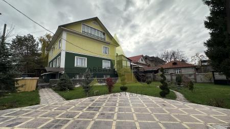 Фото Отдельный дом, 8 комн, 568м²