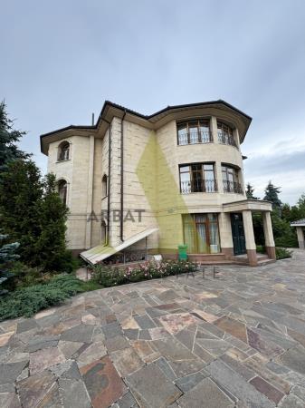 Фото Отдельный дом, 10 комн, 1000м²